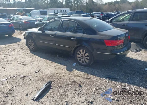 2009 Hyundai Sonata Limited z USA, uszkodzony, nr VIN 5NPEU46C19H526639